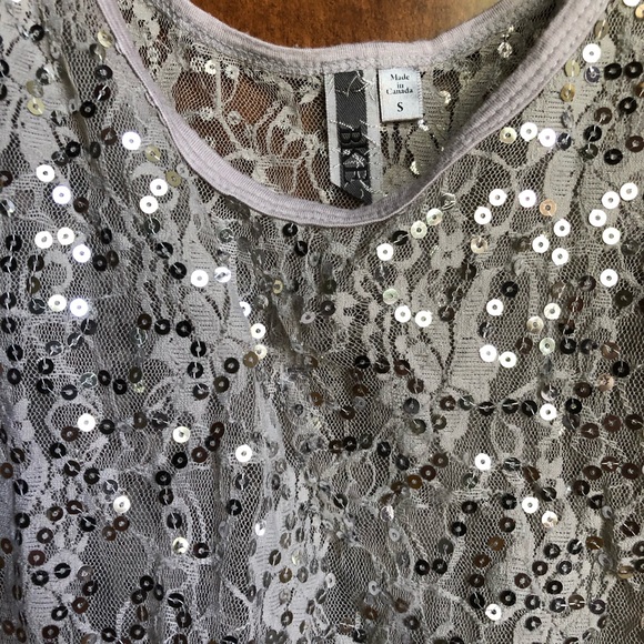 Silver sequin and lace tank top - Picture 2 of 3